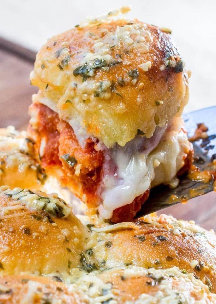 Chicken Parmesan Sliders Easy And Delicious Food Curation   Chicken Parmesan Sliders 1 696x976 